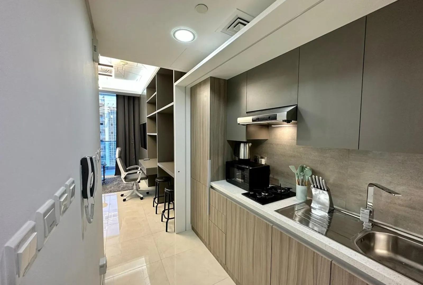 Modern Furnished Studio With Canal View , High Floor Dubai United Arab Emirates